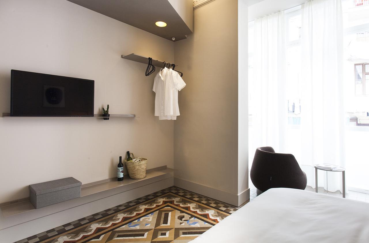 Destinationbcn - Universitat Rooms บาร์เซโลนา ภายนอก รูปภาพ