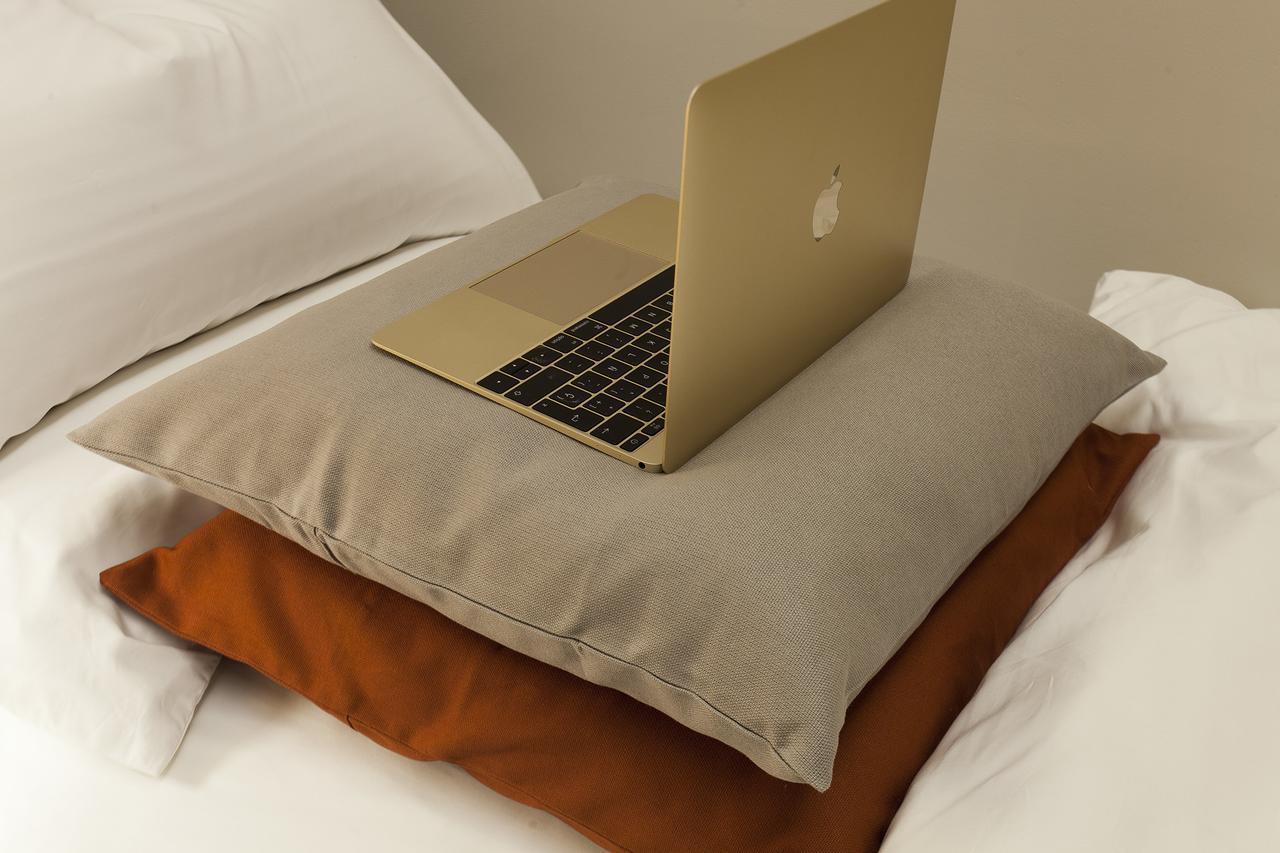 Destinationbcn - Universitat Rooms บาร์เซโลนา ภายนอก รูปภาพ