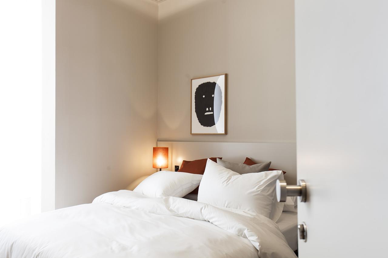 Destinationbcn - Universitat Rooms บาร์เซโลนา ภายนอก รูปภาพ