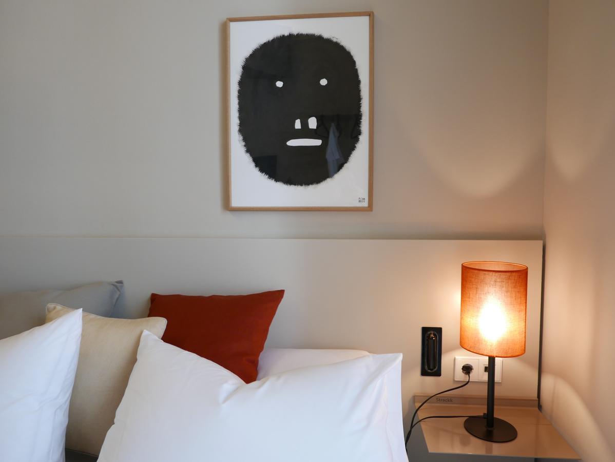 Destinationbcn - Universitat Rooms บาร์เซโลนา ภายนอก รูปภาพ